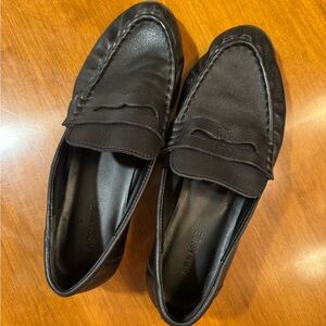 Arrange Black Leather Loafers